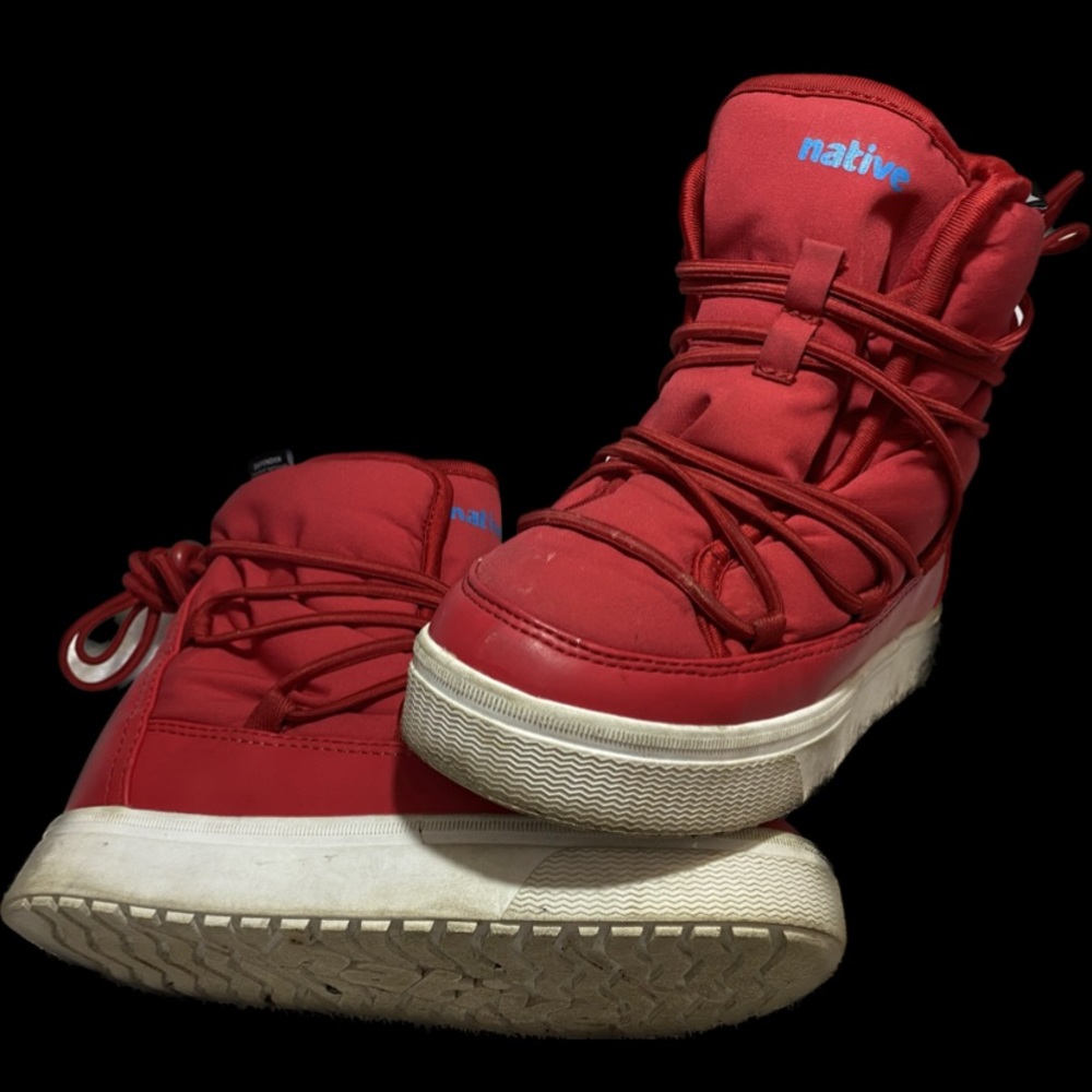 Native winter boots